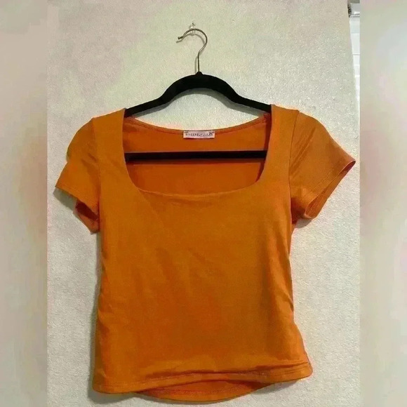 Women’s top - Picture 2 of 4